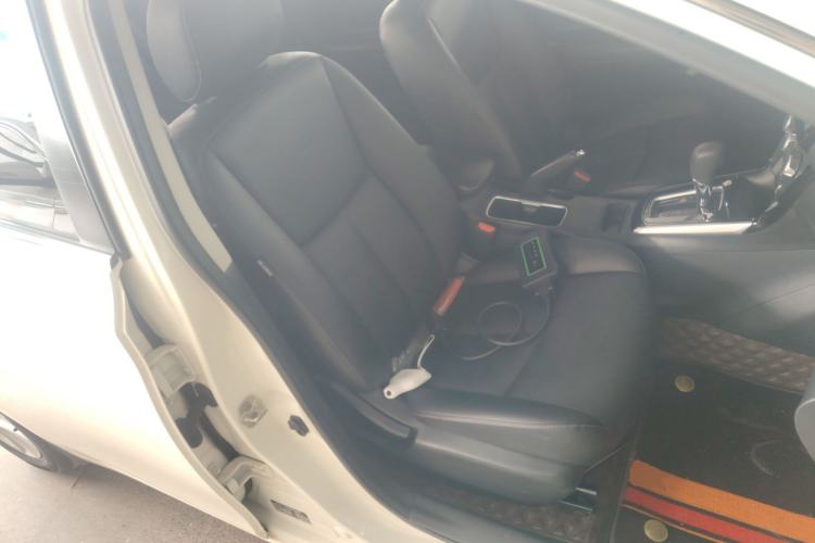 Used Nissan Sylphy 2021 Classic 1.6XL CVT Luxury Edition Right Front Seat