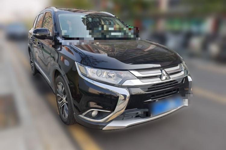 Used Mitsubishi Outlander 2018 2.0L Two-Wheel Drive Glory Edition 5 Seats
