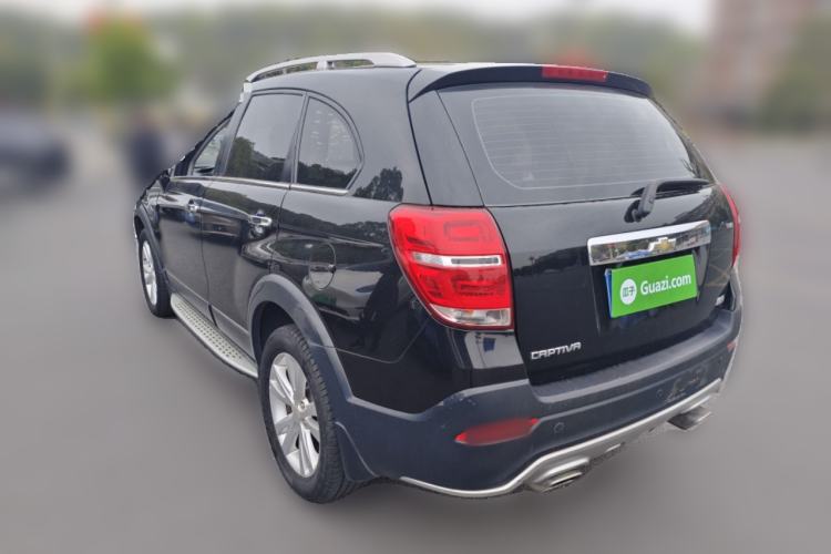 Used Chevrolet Captiva 2015 2.4L 4x4 Flagship Edition 7-Seater