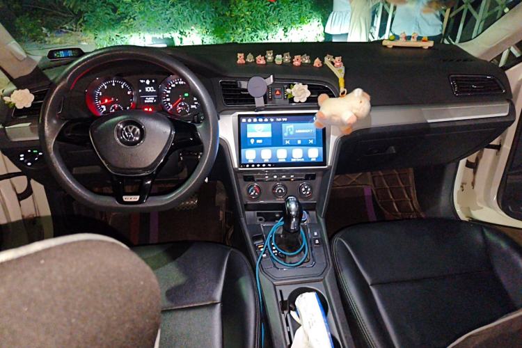 Used Volkswagen Lamando 2017 230TSI DSG Fashion Edition
