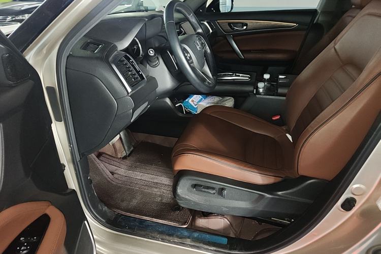 Used Honda UR-V 2017 370TURBO 2WD Prestige Edition China V Left Front Seat