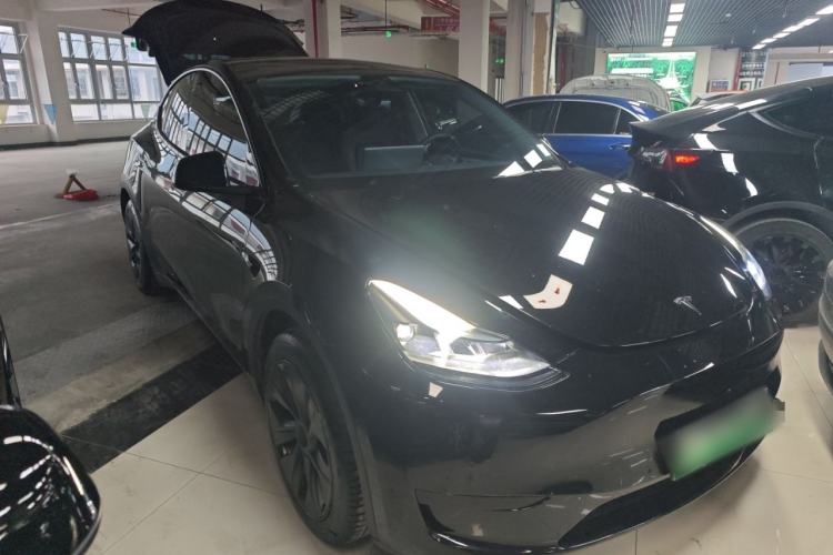 Used Tesla Model Y 2023 Rear-Wheel-Drive Version