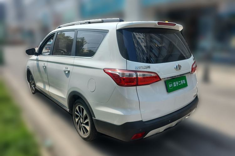Used CHANGAN OSHAN A800 2017 1.6L Manual Comfort Model
