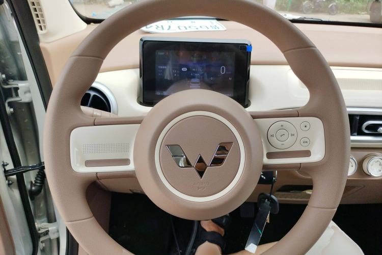 Used Wuling Hongguang MINIEV 2025 Four-Door Version Advanced Edition