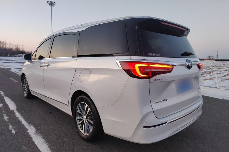 Used Buick GL8 2021 ES Land Cruiser 653T Luxury Edition