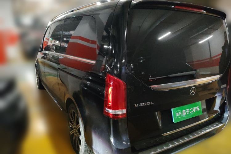 Used Mercedes-Benz V-Class 2021 V 260 L Long-wheelbase Luxury Edition