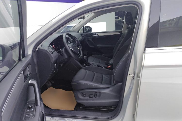 Used Volkswagen Tiguan L 2021 330TSI Automatic Two-Wheel Drive Smart Edition