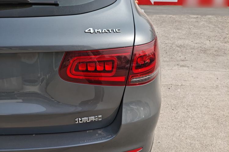 Used Mercedes-Benz GLC 2020 Facelift GLC 300 L 4MATIC Dynamic Edition Exterior 3