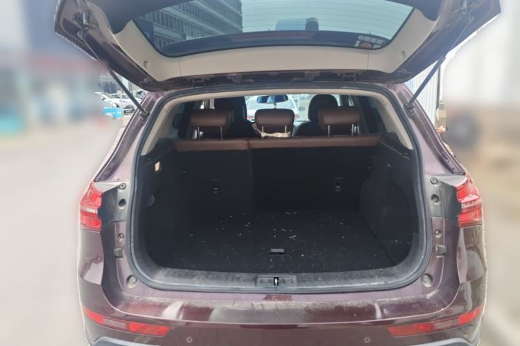 Used Zotye T600 2016 Sport Edition 1.5T Manual Luxury Model Trunk