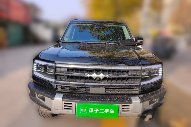 Used Formula Leopard 5 2023 Navigator Edition
