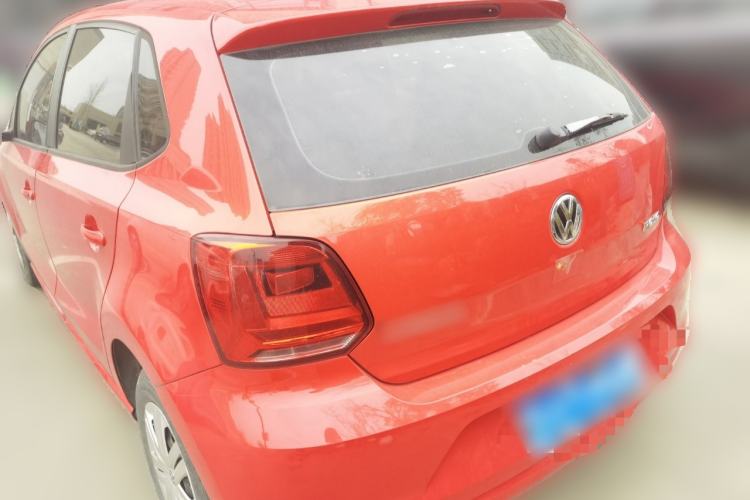 Used Volkswagen Polo 2016 1.4L Manual Fashion Model Rear Left 45 Deg