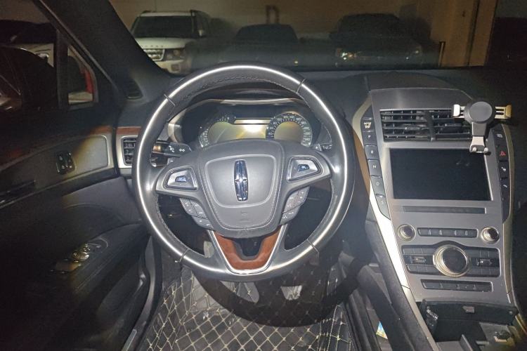 Used Lincoln MKZ 2018 2.0T Luxury Edition