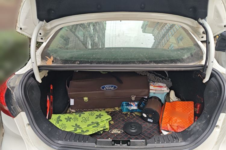 Used Ford Focus 2018 Sedan Classic 1.6L Automatic Trendy SmartDrive Edition