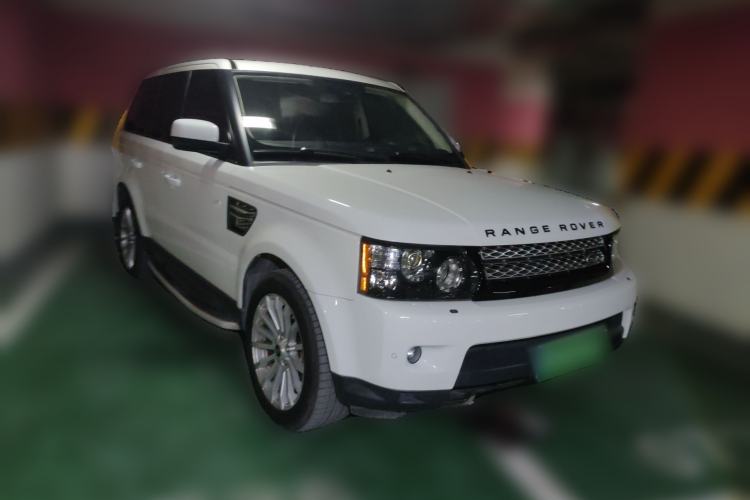 Used Land Rover Range Sport 2013 3.0 TDV6 Diesel Edition Front Right 45 Deg