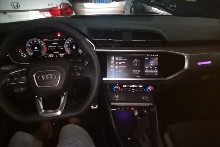 Used Audi Q3 2022 40 TFSI Fashion Dynamic Model