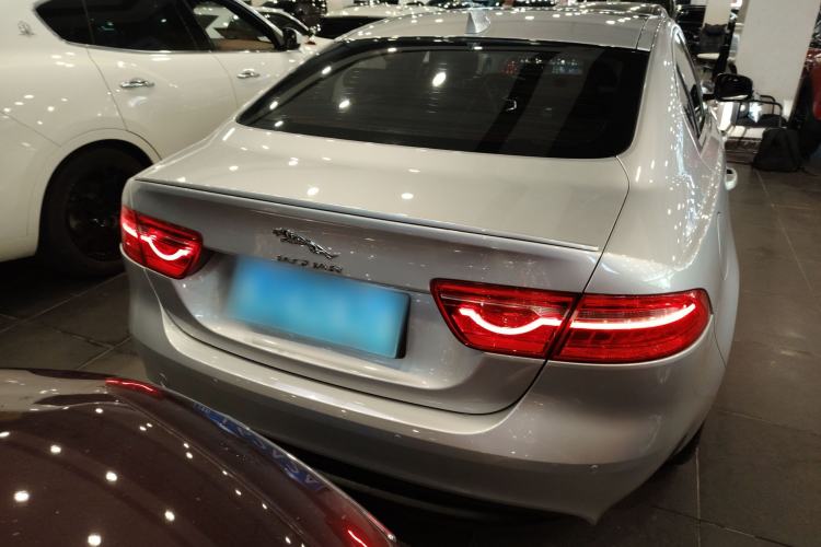 Used Jaguar XE 2017 2.0T 200 PS R-Sport