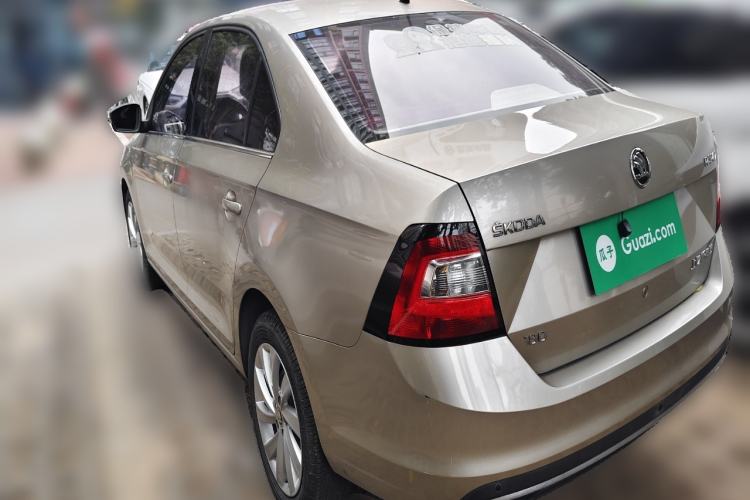 Used Skoda Rapid 2018 1.6L Manual Comfort Edition