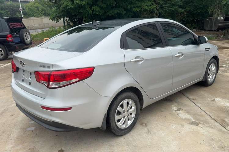 Used Kia K2 2015 Sedan 1.4L MT GLS