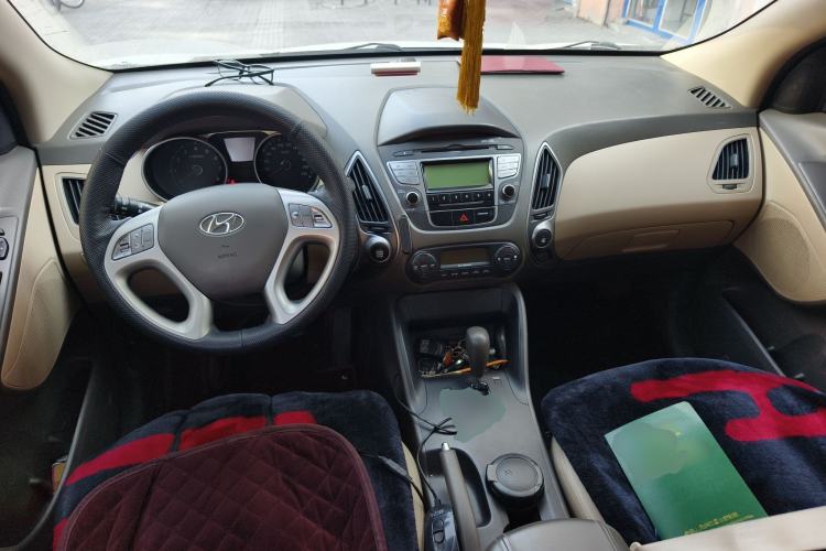 Used Hyundai ix35 2012 2.0L Automatic Two-Wheel Drive Elite Edition GLS
