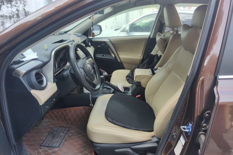 Used Toyota RAV4 2013 2.0L CVT Two-Wheel Drive Urban Edition