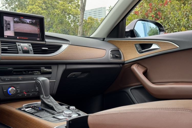 Used Audi A6L 2018 30th Anniversary Edition 30 FSI Style Model
