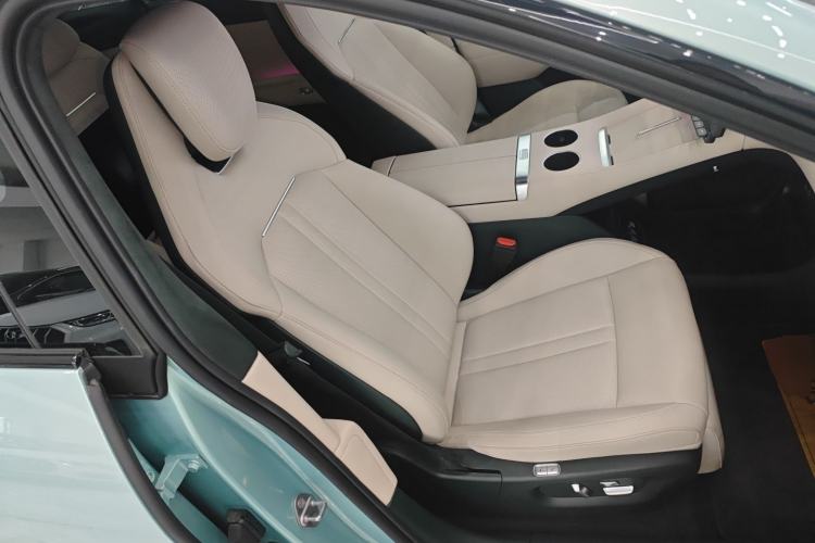 Used Xiaomi Auto YU7 2025 Ultra-Long Range High-Performance All-Wheel-Drive Max Edition