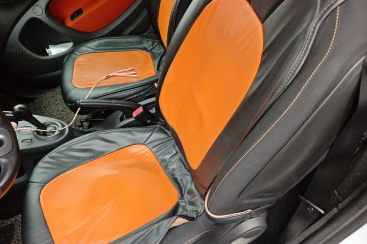 Used smart fortwo 2015 1.0L 52 kW Hardtop Passion Edition Left Rear Seat