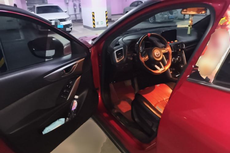 Used Mazda CX-4 2018 2.0L Automatic Two-Wheel Drive Blue Sky Dynamic Version China VI Standard Driver Seat