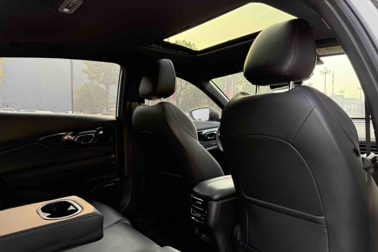 Used GAC Trumpchi EMPOW 2023 270T DCT J16 Version
