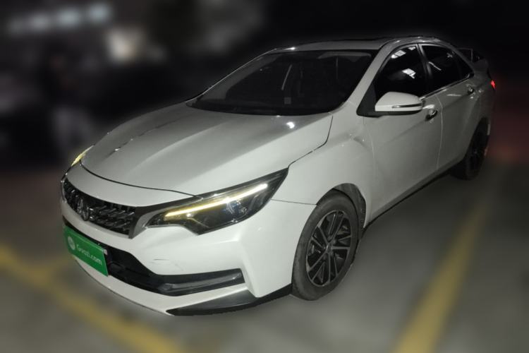 Used Venucia D60 2019 1.6L XL CVT Smart Connect Elite Edition