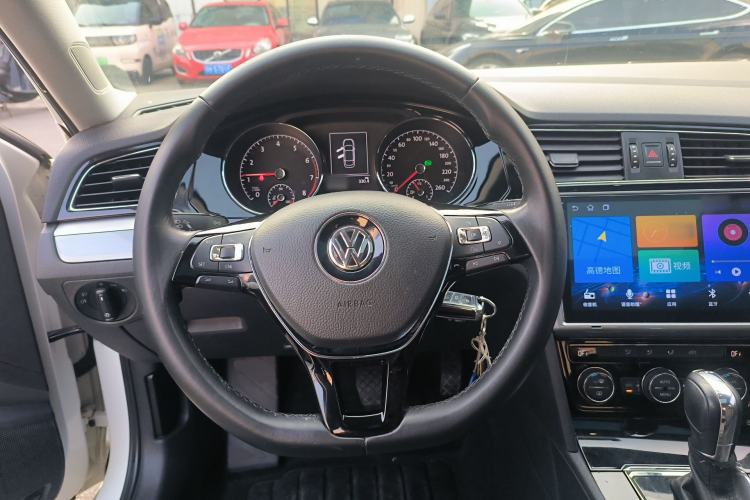 Used Volkswagen Lamando 2015 280TSI DSG Comfort Edition