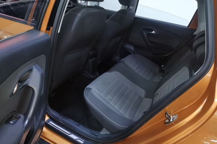 Used Volkswagen Polo 2016 1.6L Cross Polo Automatic Left Rear Seat