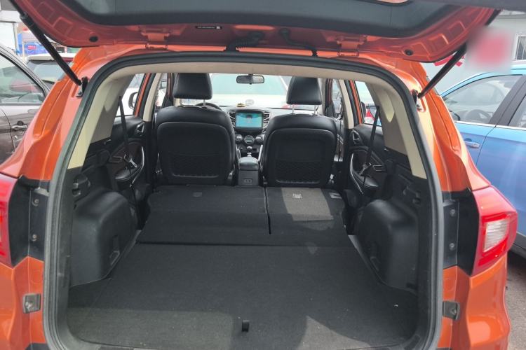 Used BYD Song 2016 GaiShi Edition 1.5TI Manual Elite Model