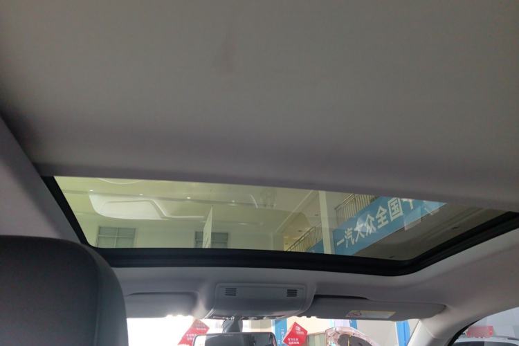 Used Volkswagen Tacqua 2023 200TSI DSG Joy-Connect Edition
