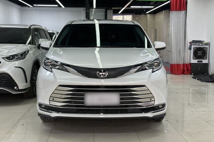 Used Toyota SIENNA 2024 2.5L Hybrid Comfort Edition Exterior 1