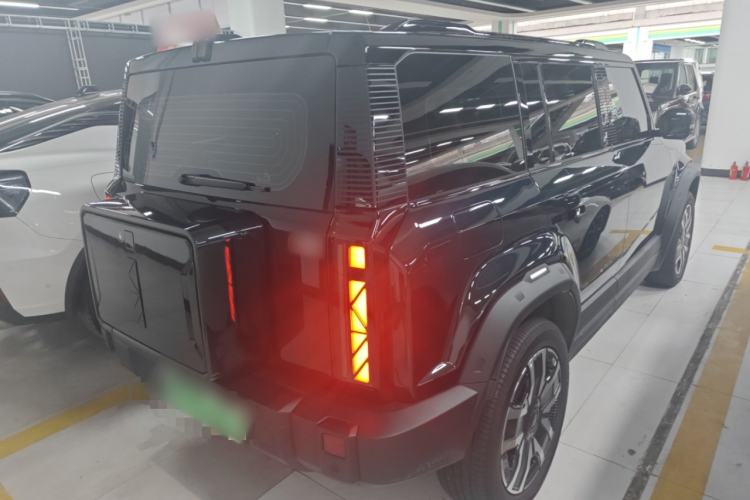 Used iCAR 03 2024 501km Four-wheel Drive Long-Range Advanced Version Rear Right 45 Deg