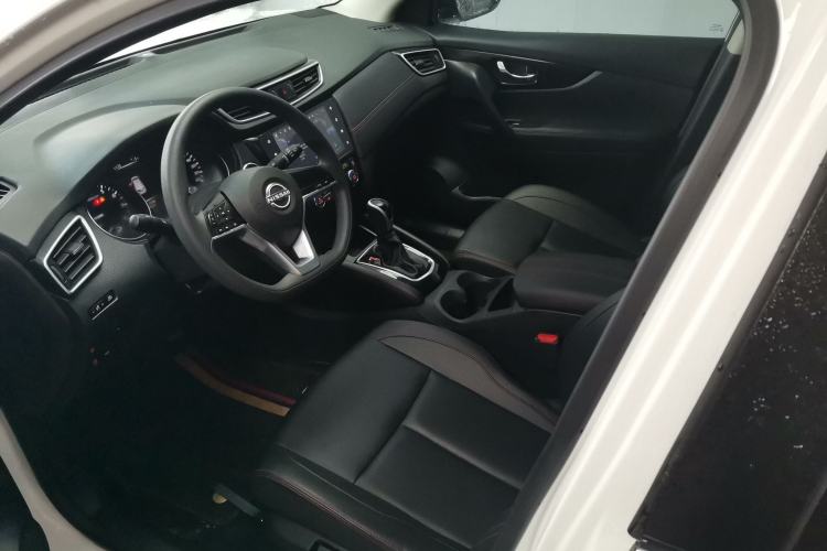 Used Nissan Qashqai 2023 Classic 2.0L CVT XV Comfort Edition
