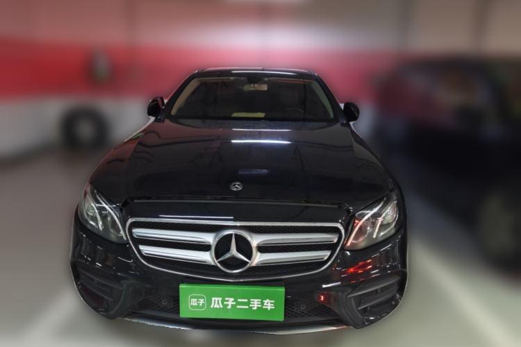 Used Mercedes-Benz E-Class 2017 E 300 L Sporty and Stylish Model
