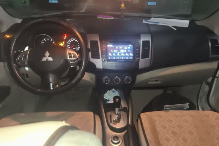 Used Mitsubishi Outlander 2010 Kinhui 2.4 Fashion Edition
