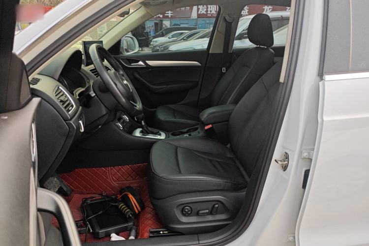 Used Audi Q3 2015 30 TFSI Comfort Model
