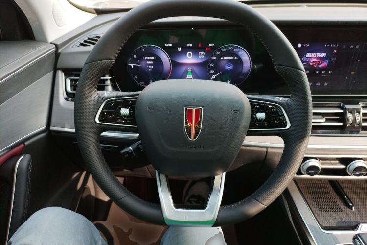 Used Hongqi HS5 2026 Model 2.0T Two-Wheel Drive Qi Xiang Pro Edition
