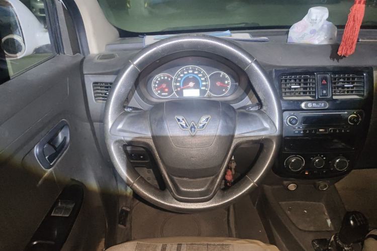 Used Wuling Rongguang V 2015 1.5L Standard Version Steering Wheel