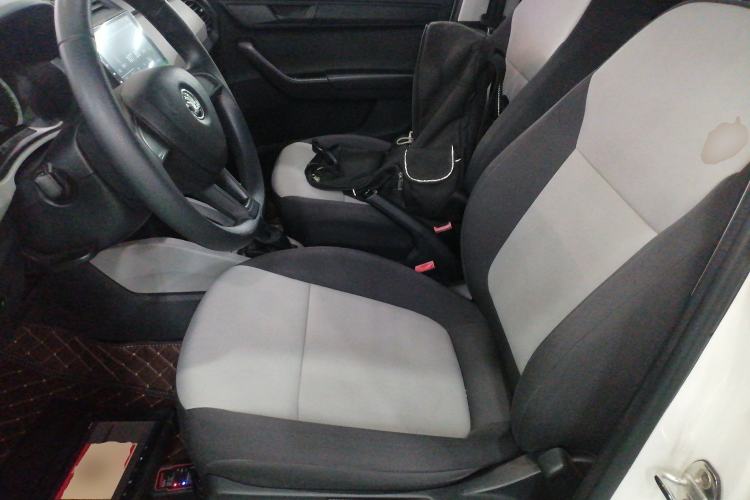 Used Skoda Fabia 2017 1.4L Automatic Car Enjoy Edition
