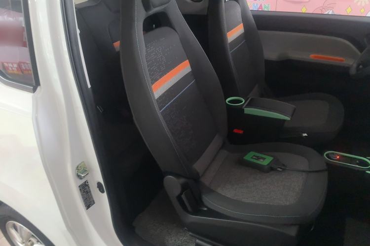 Used Wuling Hongguang MINIEV 2020 Enjoyment Model Lithium Iron Phosphate Right Front Seat