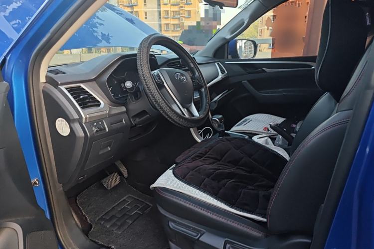 Used SAIC MAXUS T60 2017 2.0T Gasoline Automatic Two-Wheel Drive High-Ride Comfort-Grade Standard Cabin