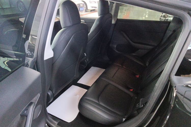 Used Tesla Model Y 2021 Standard Range Rear-Wheel Drive Version
