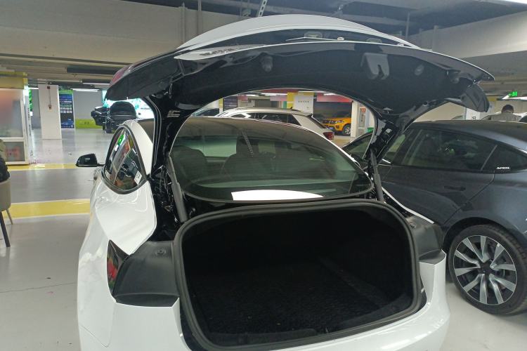 Used Tesla Model 3 2023 Long-Range All-Wheel-Drive Version