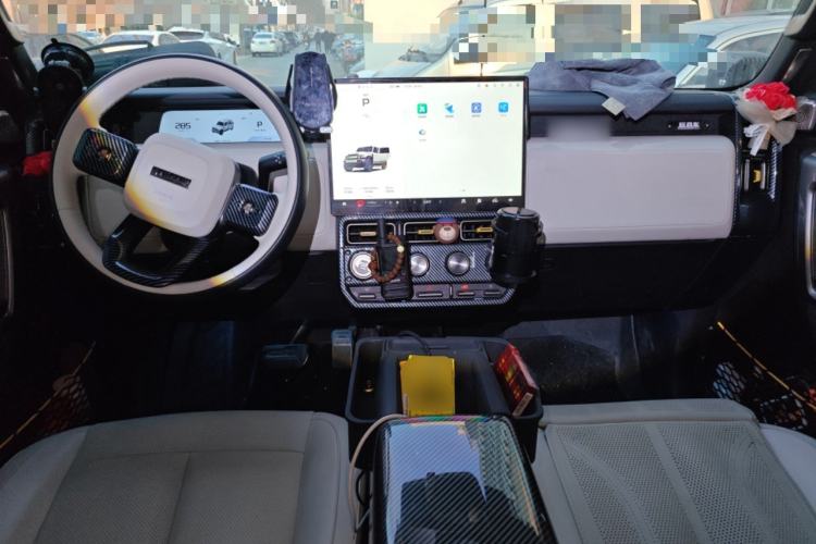 Used iCAR V23 2025 401 Two-Wheel Drive Advanced Edition Center Console