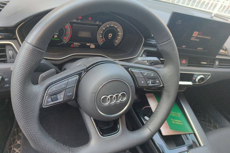 Used Audi A4L 2024 40 TFSI Luxury Dynamic Edition Steering Wheel