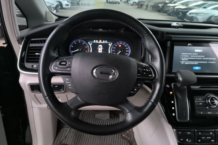 Used GAC Trumpchi M8 2018 320T Luxury Edition Steering Wheel